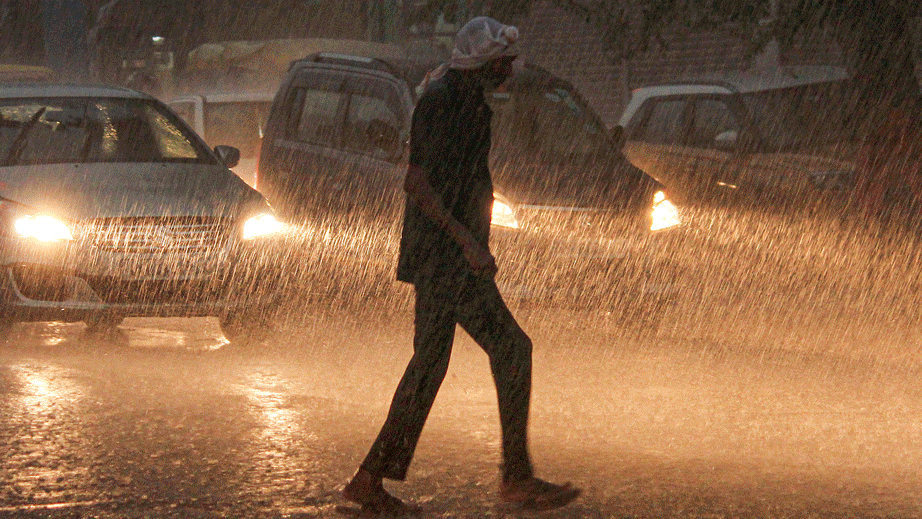 UP: Rain in many districts on the fifth day of Nautapa, bringing relief from the scorching heat and humidity