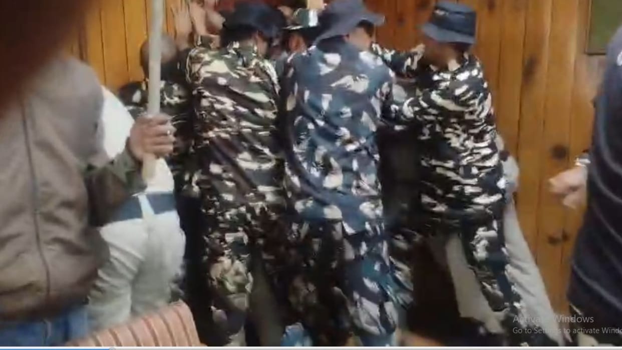 Himachal SAHEB Employees Union Stages Protest in Shimla Amidst Uproar