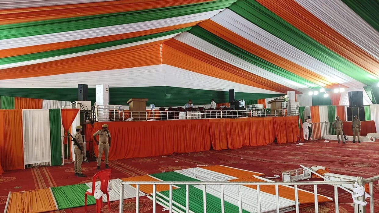 CM Yogi Arrives in Mau Will Inaugurate and Lay Foundation Stone for 49 Projects Worth ₹130 Crore