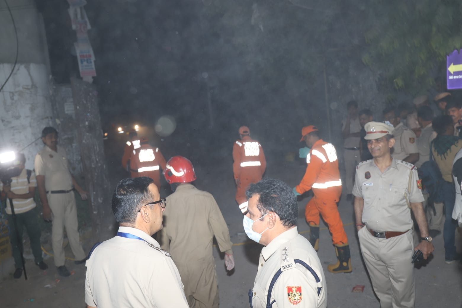 Saket Building Collapse 100 Trapped Students Eating in Canteen at Time of Incident
