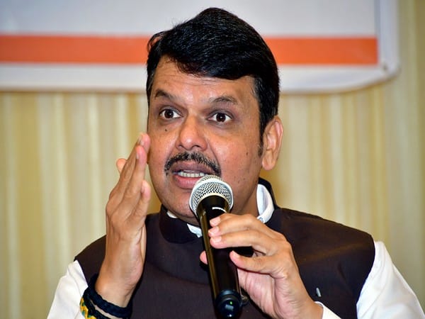 देवेंद्र फडनवीस