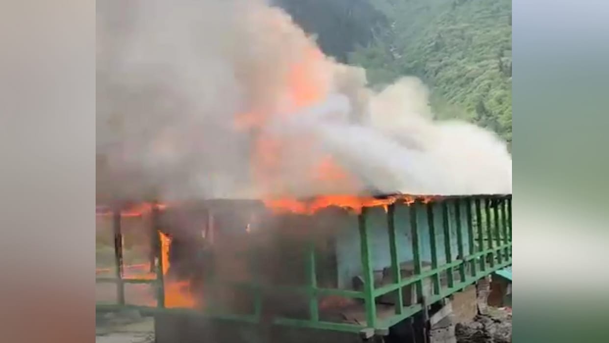 Fire Breaks Out in House in Shakti Village; Fire Department Team Unable to Reach Due to Lack of Road Access
