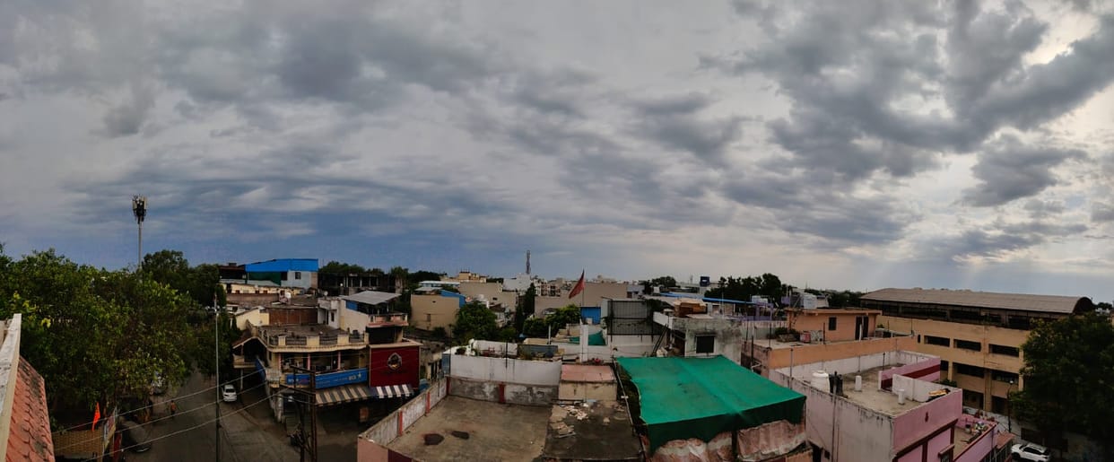 Indore: Relief from the heat during Nautapa in Indore, morning temperature drops by three degrees, rain also i