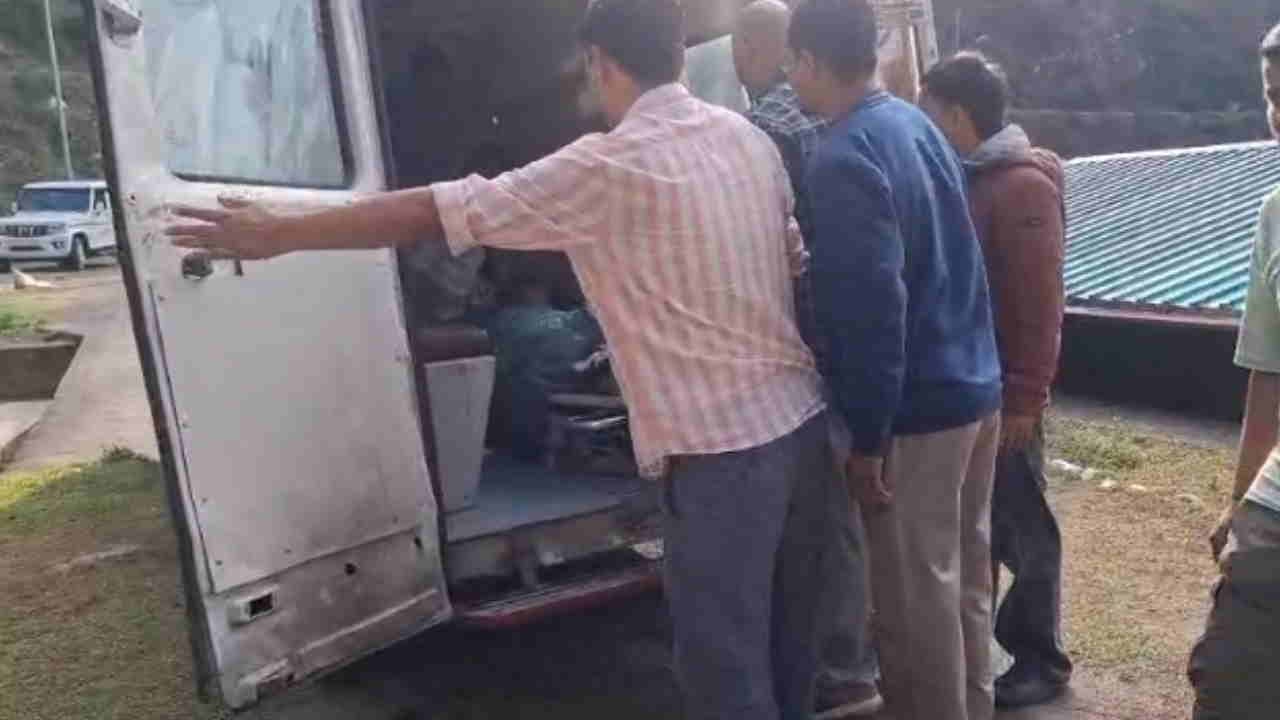 कर्णप्रयाग में हादसा