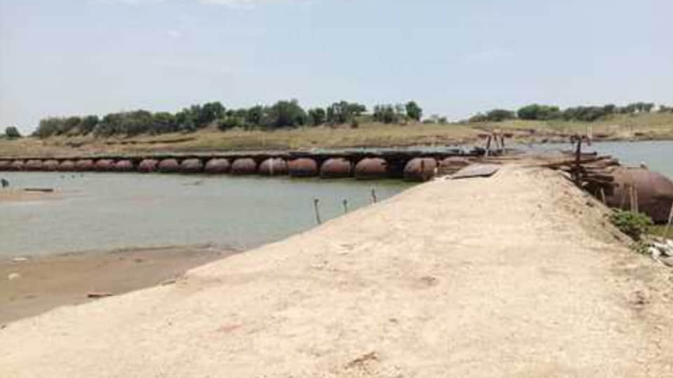 Pontoon Bridge Swept Away by Storm; Link with Fatehpur Severed