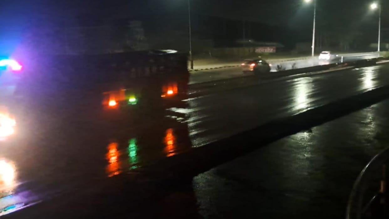 Jhansi: Rain accompanied by cold winds overnight, mercury dropped nine degrees