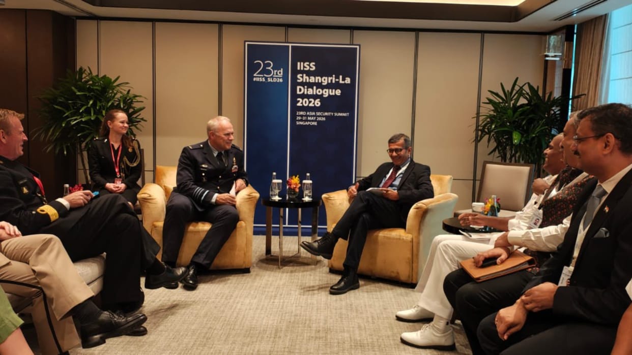 shangri la-dialogue defence secretary meets netherlands-counterpart-discusses military cooperation