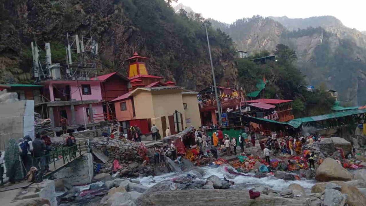 Yamunotri Dham Elderly pilgrim dies 20 people lost their lives so far during Yamunotri Dham yatra Uttarkashi