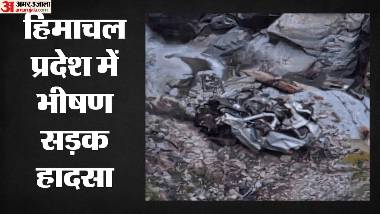 Eight tourists, including two children, and the driver are missing after their vehicle falls into a ditch in D