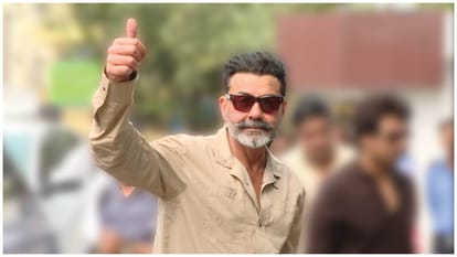 Bobby Deol says no one can play Dharmendra roll on screen Neither me nor Sunny Deol