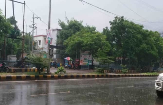 MP Weather Today: Instead of Heatwaves During 'Nautapa', Rain and Hail Wreak Havoc; Weather Shifts Across the