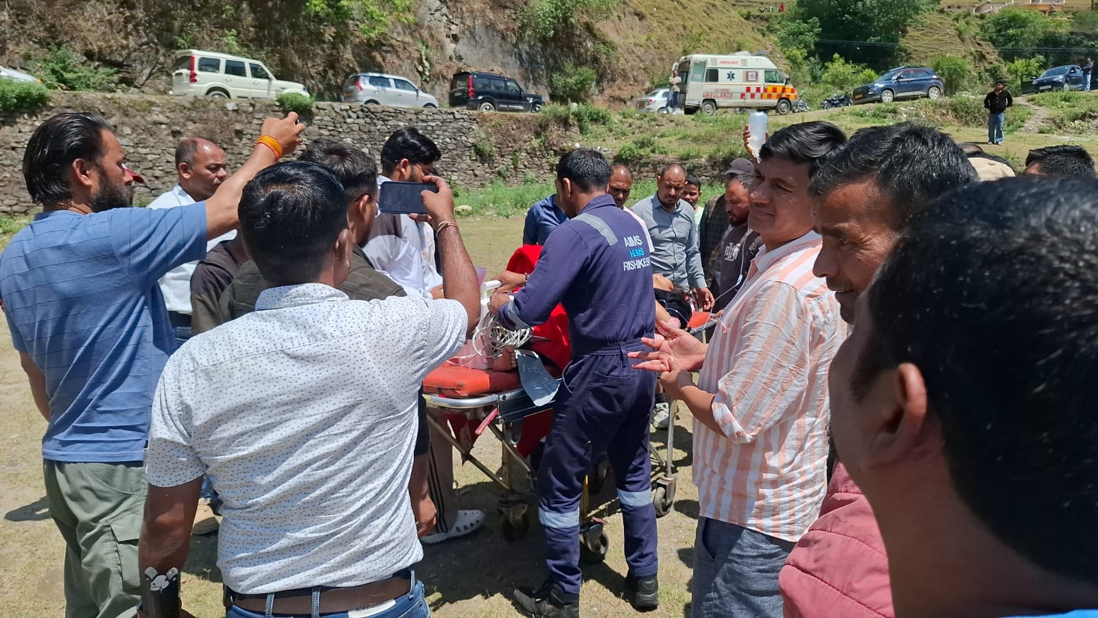 Chamoli Car Accident Neither Scared Nor Crying Six Year Old Mayank Saves Lives of Two People Including His Mot