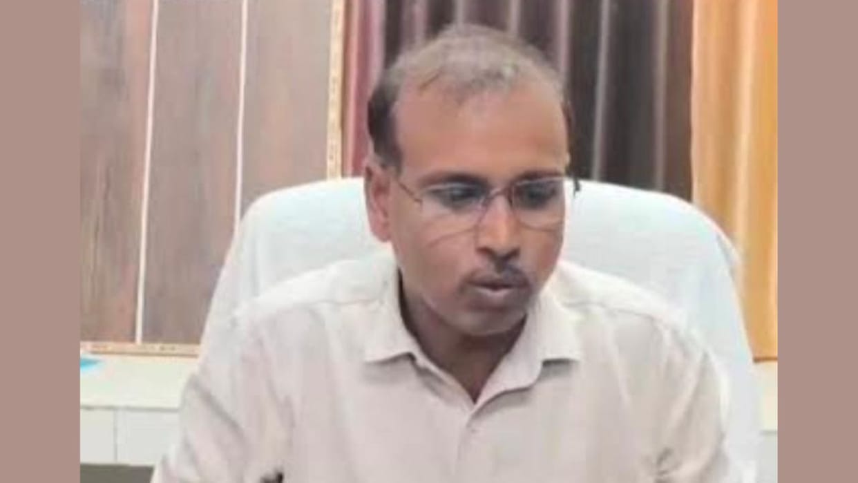 Chandrashekhar got responsibility of new district school inspector in Gautam Buddha Nagar