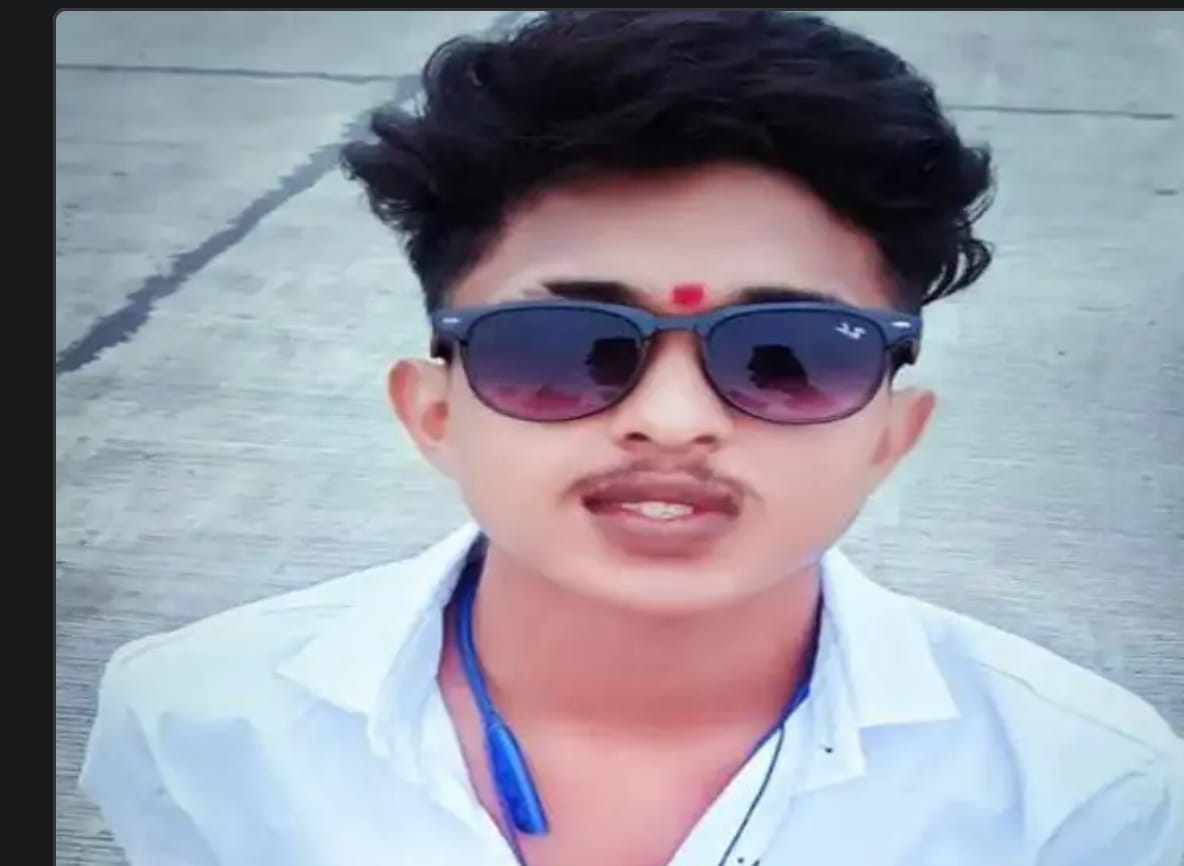 Indore: A student committed suicide in Indore, two days ago the police had issued a challan and seized his bik