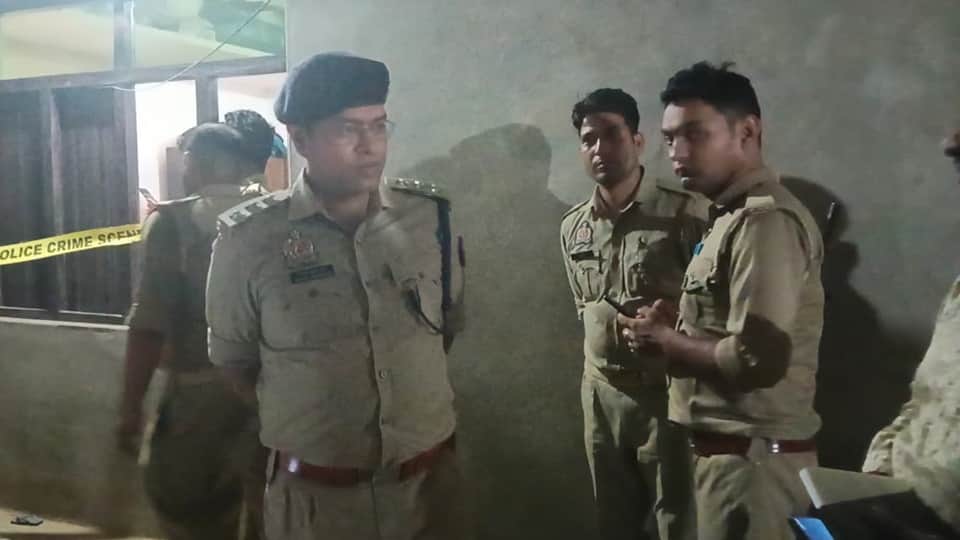 Mechanic Commits Suicide in Moradabad Police Recover Video from Mobile Phone