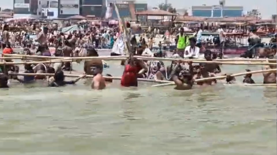 Crowds of devotees throng Ganganagari on Jyeshtha Purnima devotees take a holy dip of faith at Brajghat Hapur
