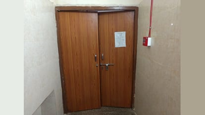 Kanpur Health Update Half the Dialysis Machines Down at Hallett While Ursula Faces a Seven Month Waiting List