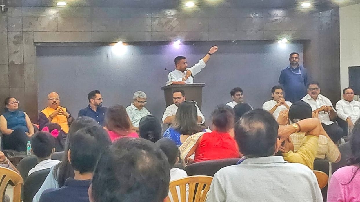 Residents raised many problems during MLA Pankaj Singh public address in Noida