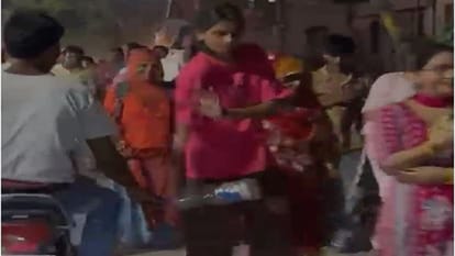 युवती से छेड़खानी