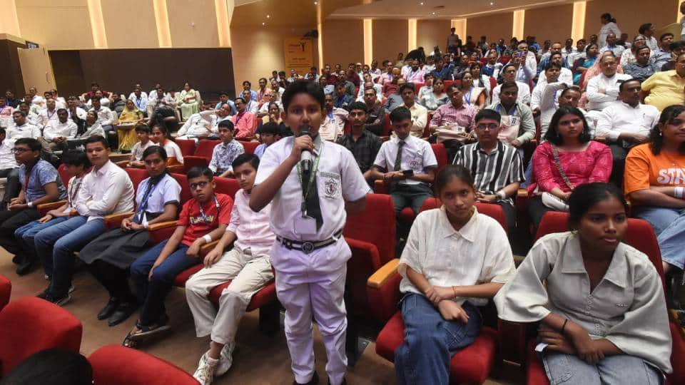 Meritorious Students and Messages of Inspiration on One Platform full info Amar Ujala Medhavi Samman Ceremony