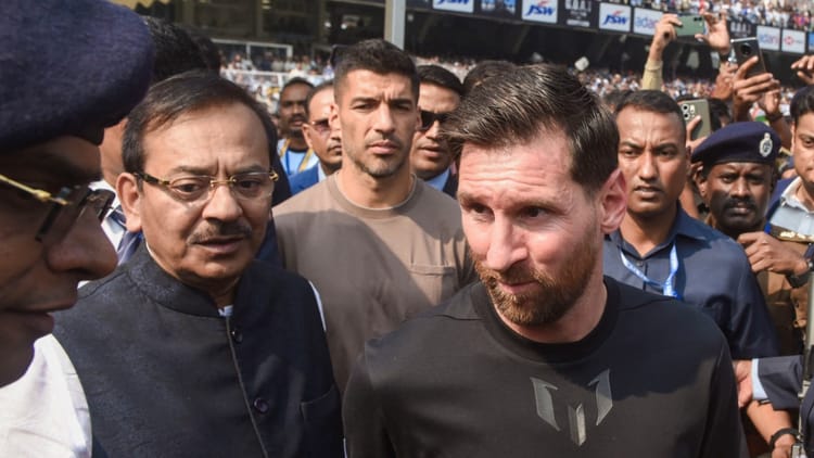 Lionel Messi Bengal: अरूप बिस्वास ने मांगी अग्रिम जमानत, मेसी कार्यक्रम में टिकट की कालाबाजारी का आरोप