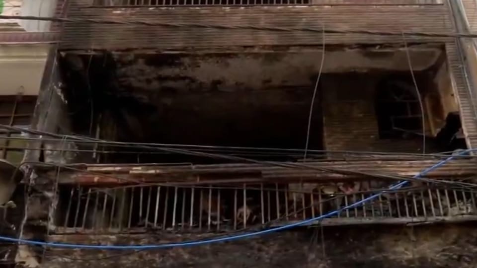 Fire breaks out in a four-story building in Delhi's Mukherjee Nagar