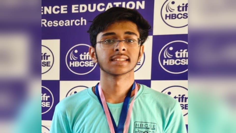 Baraut Student Utkarsh Secures AIR 35 in JEE Advanced, Continues Stellar Academic Run