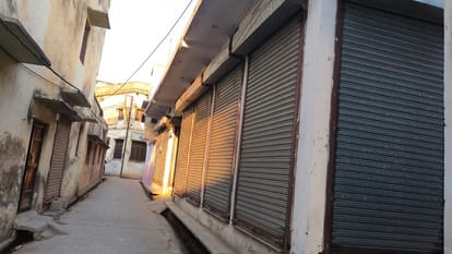 Murder by breaking into the house in broad daylight in Saharanpur, businessman's wife's throat cut