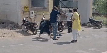 Wife Catches Husband With Girlfriend Dramatic Street Brawl Erupts in Agra