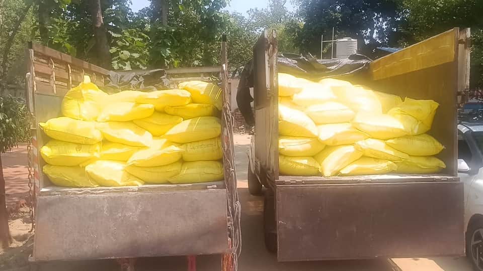 Muzaffarnagar: Eight arrested in black marketing of urea, 454 sacks seized, search for owners of two factories