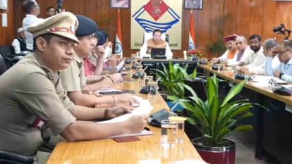 CM Dhami Reviews Char Dham Yatra at the Secretariat Uttarakhand News in hindi