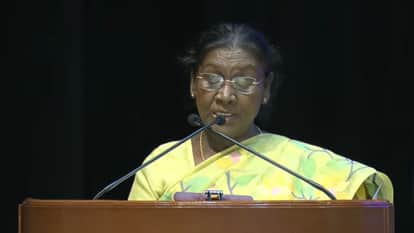 Droupadi Murmu: President Interacts with Tribal Students, Holds Dialogue with Scholarship Beneficiaries