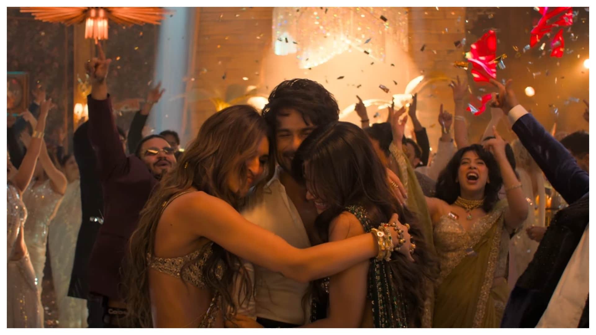 Cocktail 2 Trailer X Review Netizens Hail Modern Romance shahid kapoor kriti sanon Rashmika Mandanna romantic