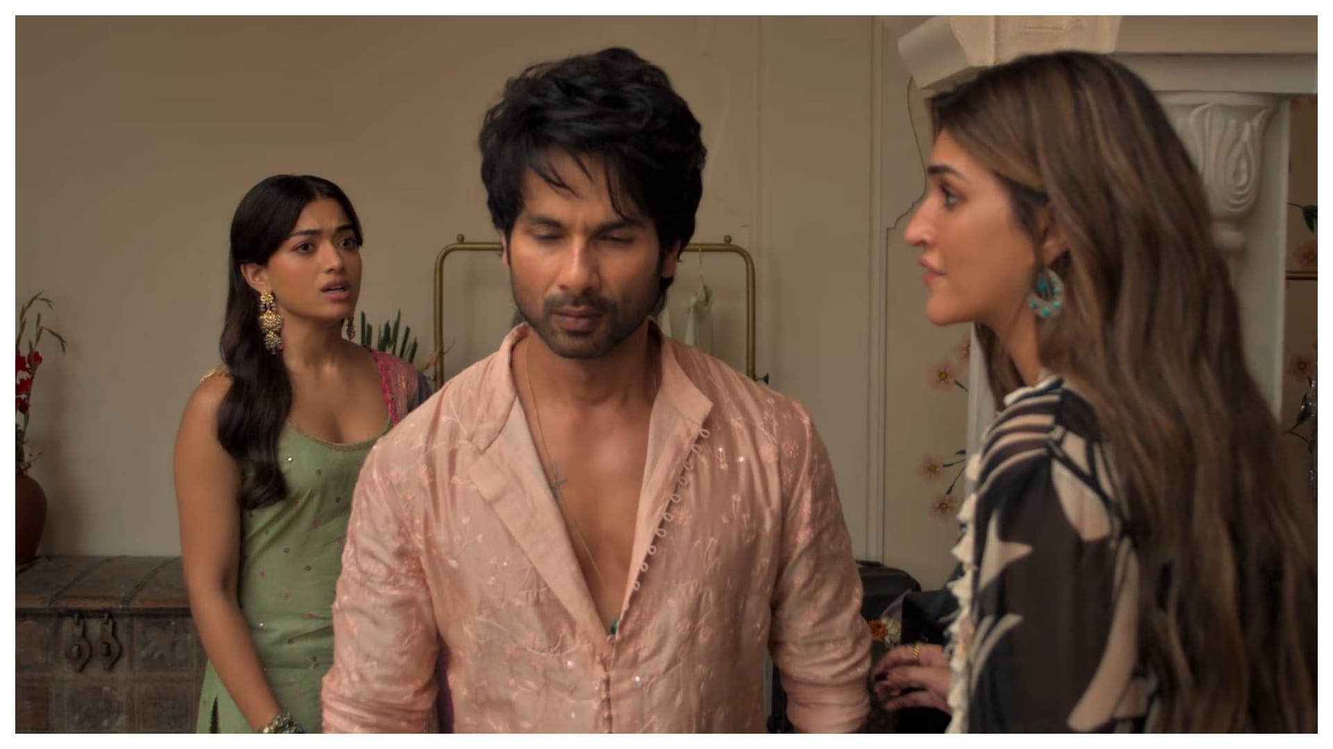 Cocktail 2 Starring Shahid Kapoor Kirti Sanon Rashmika Mandanna Day 1 Friday Box Office Collection