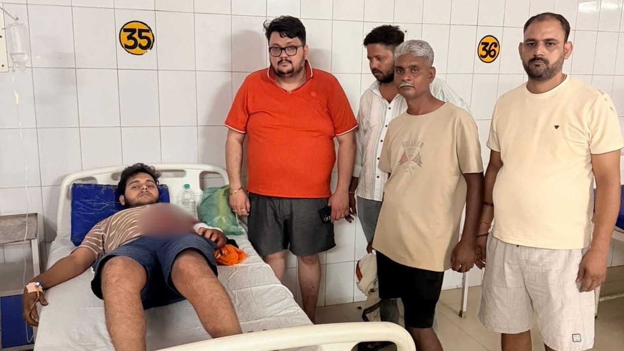 Young Man Attacked with Knife While Returning from Playing Cricket in ballia