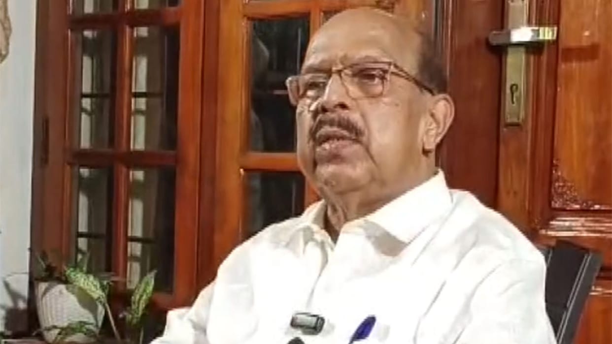 Kerala: G SudhakaranControversial Statement Labels Intellectuals as Bootlickers of Political Parties