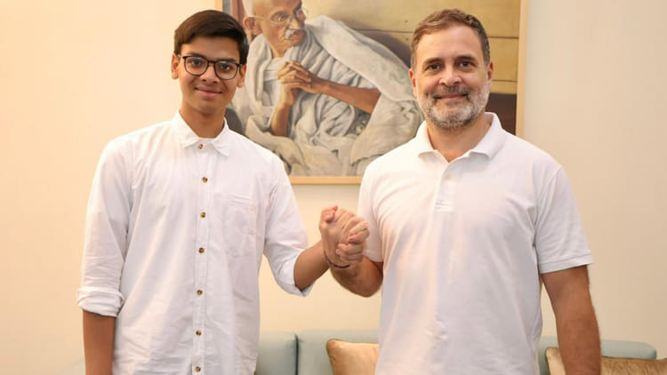 CBSE OSM Row: कॉपी जांचने वाली प्रणाली में खुलासा करने वाले सार्थक से मिले राहुल, लिखा- सिद्धांतों पर रहो अडिग