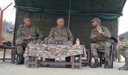 GOC of White Knight Corps Visits Gursai Mugla