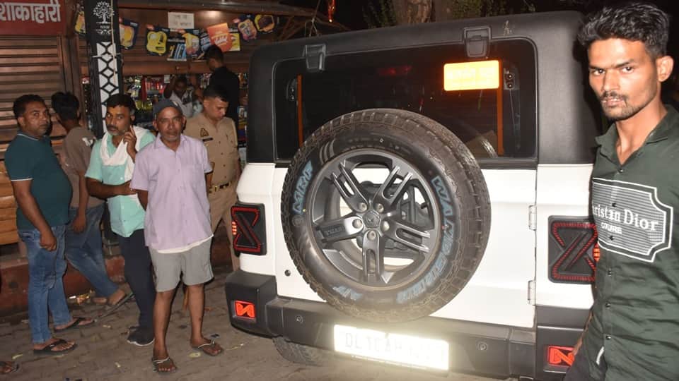 Gang War Over Coconuts Panic Ensues Amidst Rattle of Gunfire Traffic jam on Highway