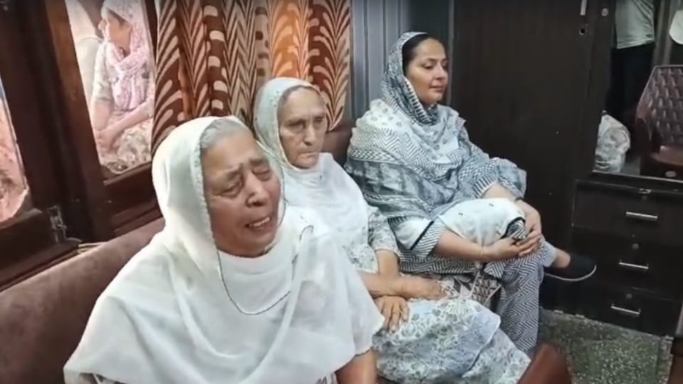 Amritsar Teacher murdered returning after dropping daughter off for tuition