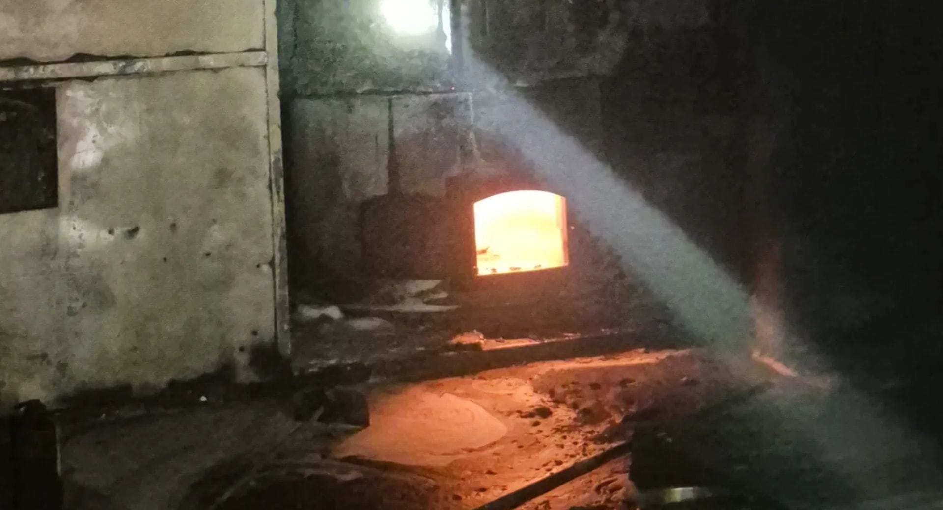प्रिंटिंग यूनिट के बॉयलर में विस्फोट के बाद लगी आग