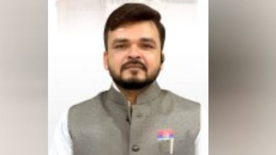 Human Rights Commission Issues Bailable Warrant of 50,000 Against DM Rampur for Disobeying Orders