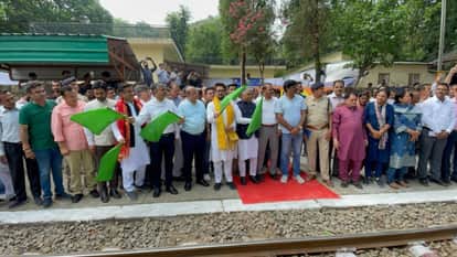 Himachal Narrow Gauge Train Resumes Service from Kangra; Tourism and Local Economy Set to Gain New Momentum