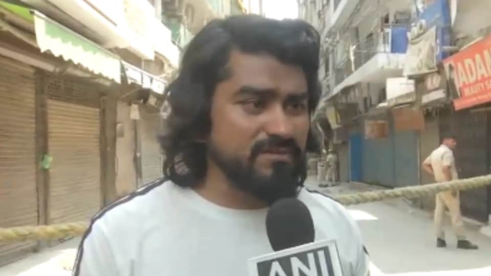 Delhi Fire Tragedy Electronic Lock at Exit Eyewitness Mansoor Hindered Escape know Full Details in Hindi
