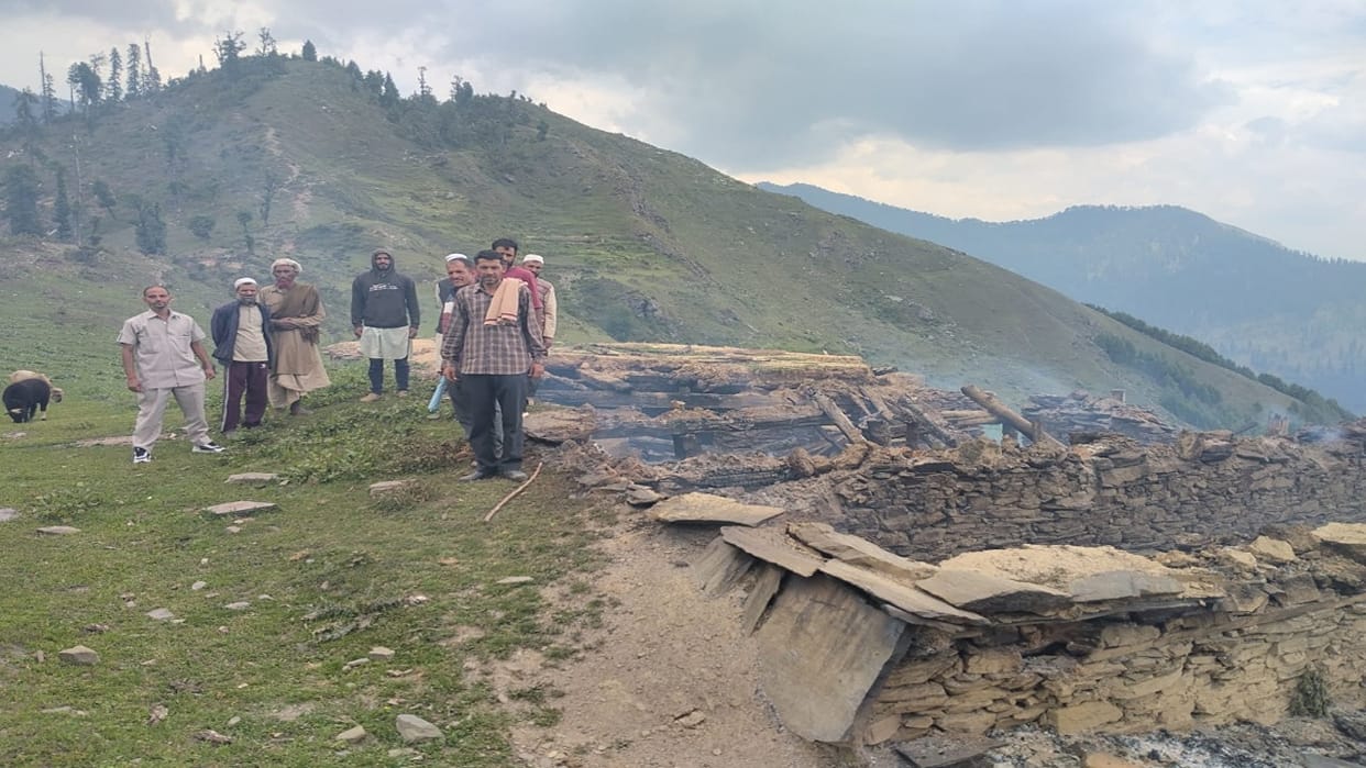 Himachal: Arson Alleged at Two Houses Over Election Rivalry; FIR Registered Against 11 People
