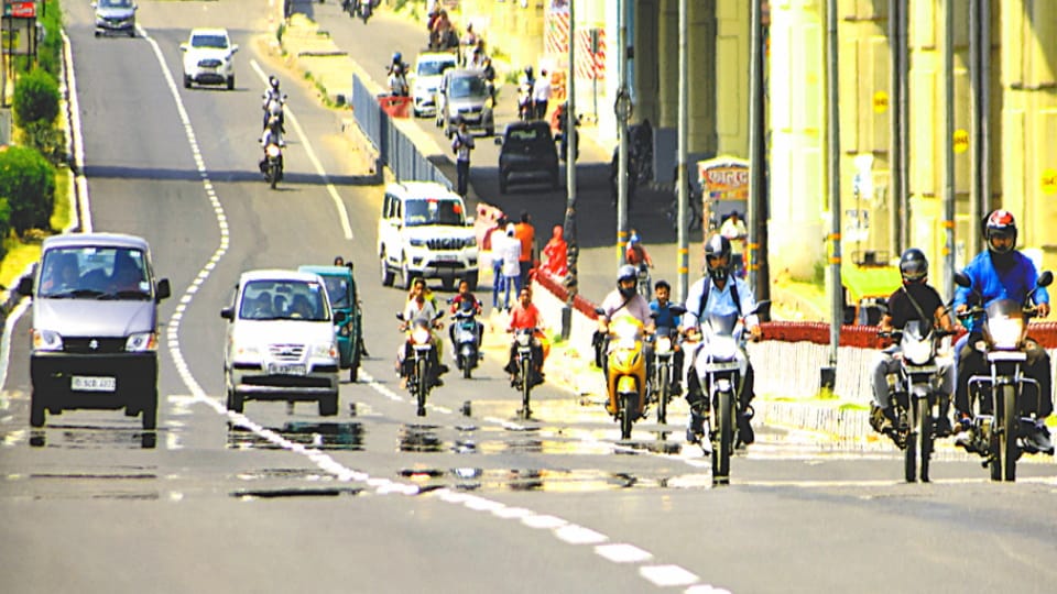 West UP Weather: Rising Humidity and Intense Sunshine Push Up Heat Levels in Meerut Region