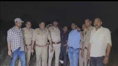 Kaushambi News: Police arrested Shivbhola, accused of killing his wife, in an encounter; he was shot in