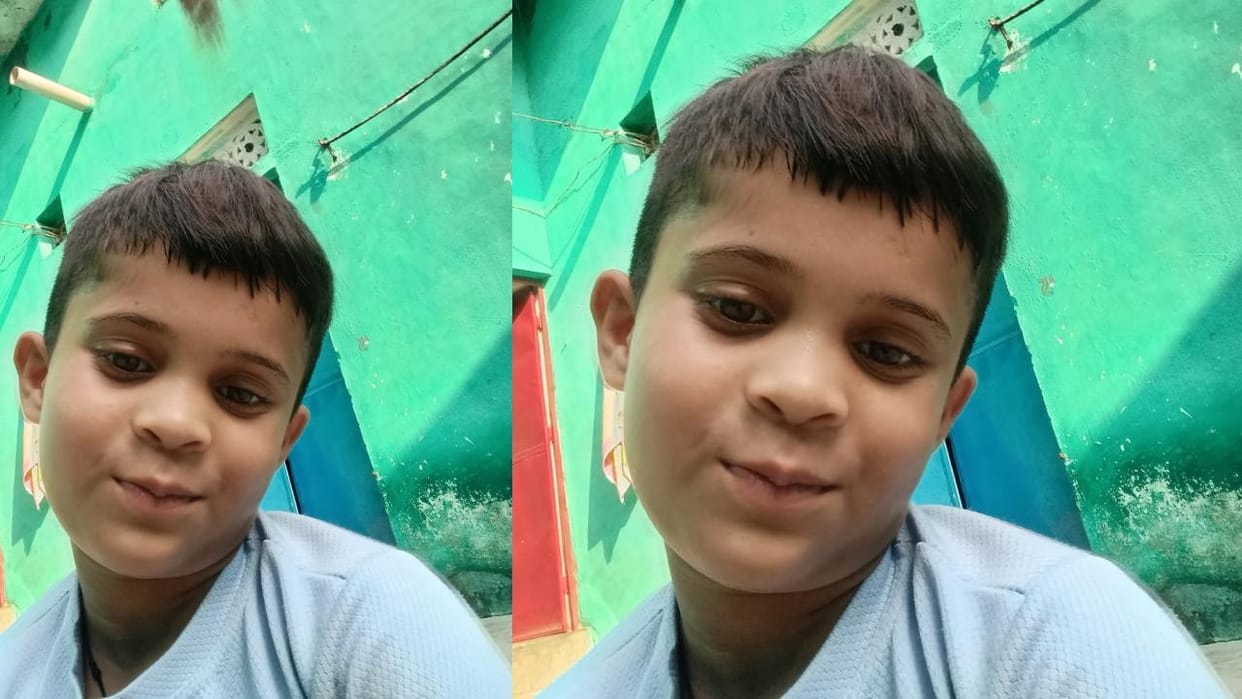 Jhansi: An innocent child died after getting entangled in a swing while playing inside the house