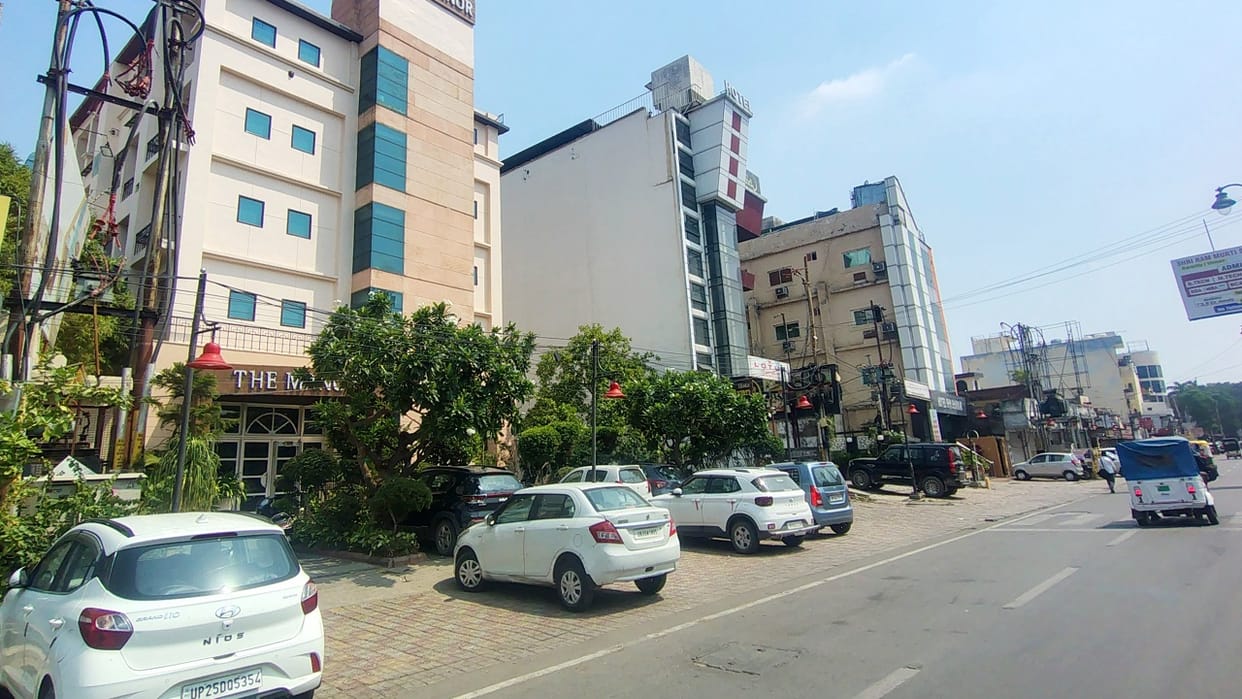 Restaurants and hotels operating in basements in blatant disregard of safety standards