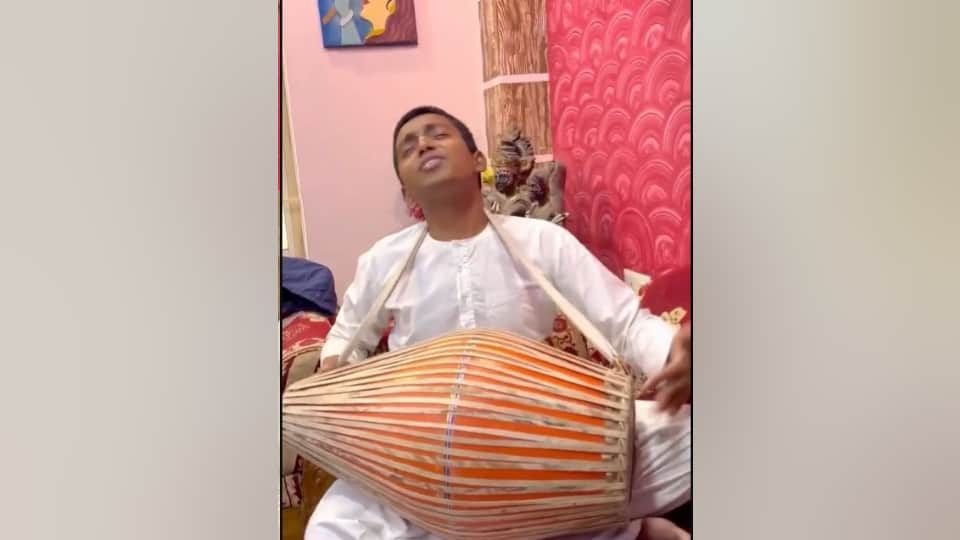 Fake Iitian Baba Police to Conduct Blood Tests  to Probe Alleged Drugging Claims